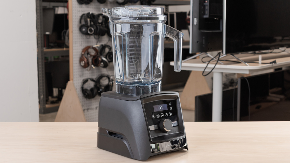 1. High-Performance Blenders: Vitamix A3500 - visual representation
