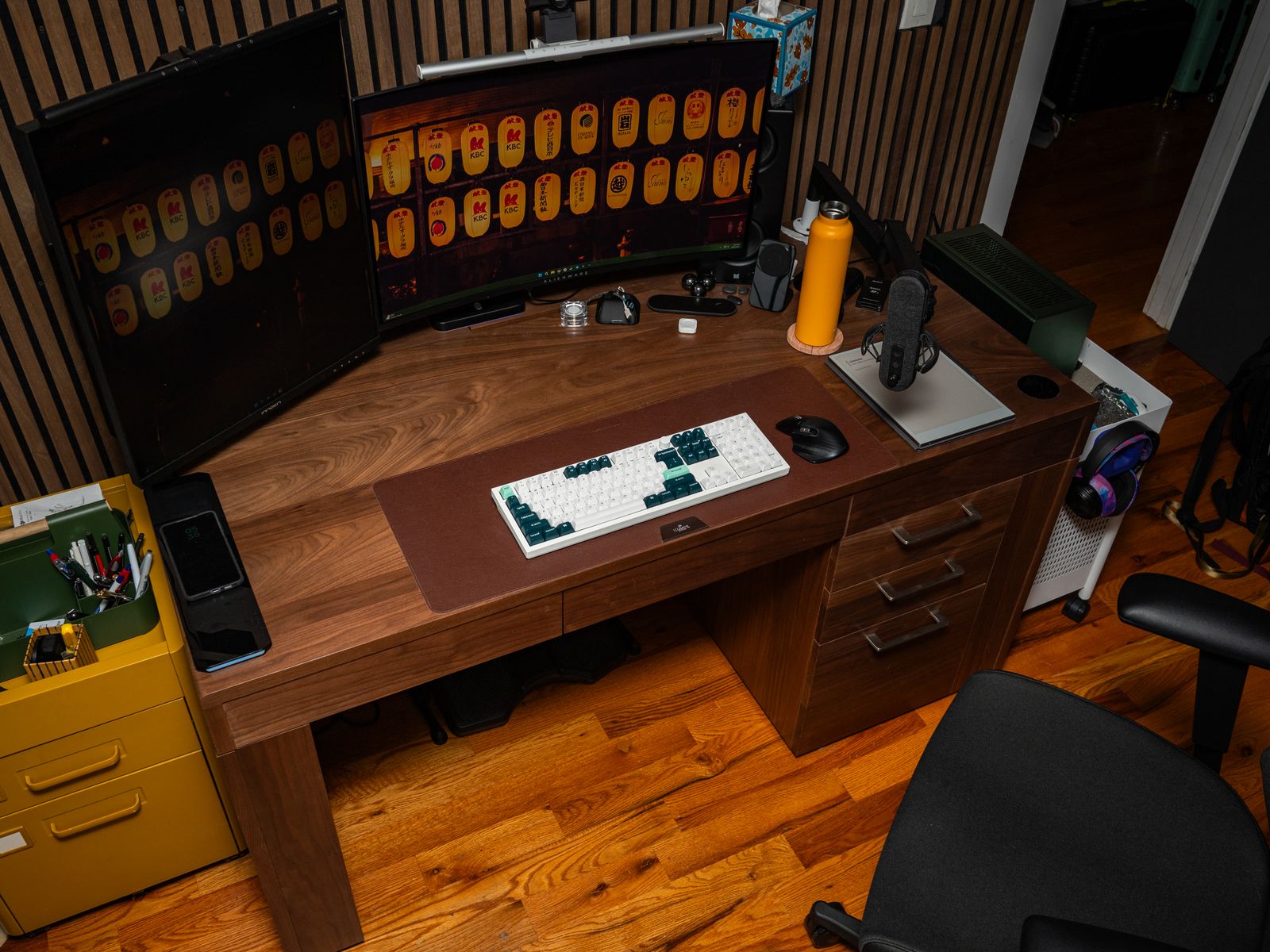 18. Adjustable Monitor Stand - visual representation