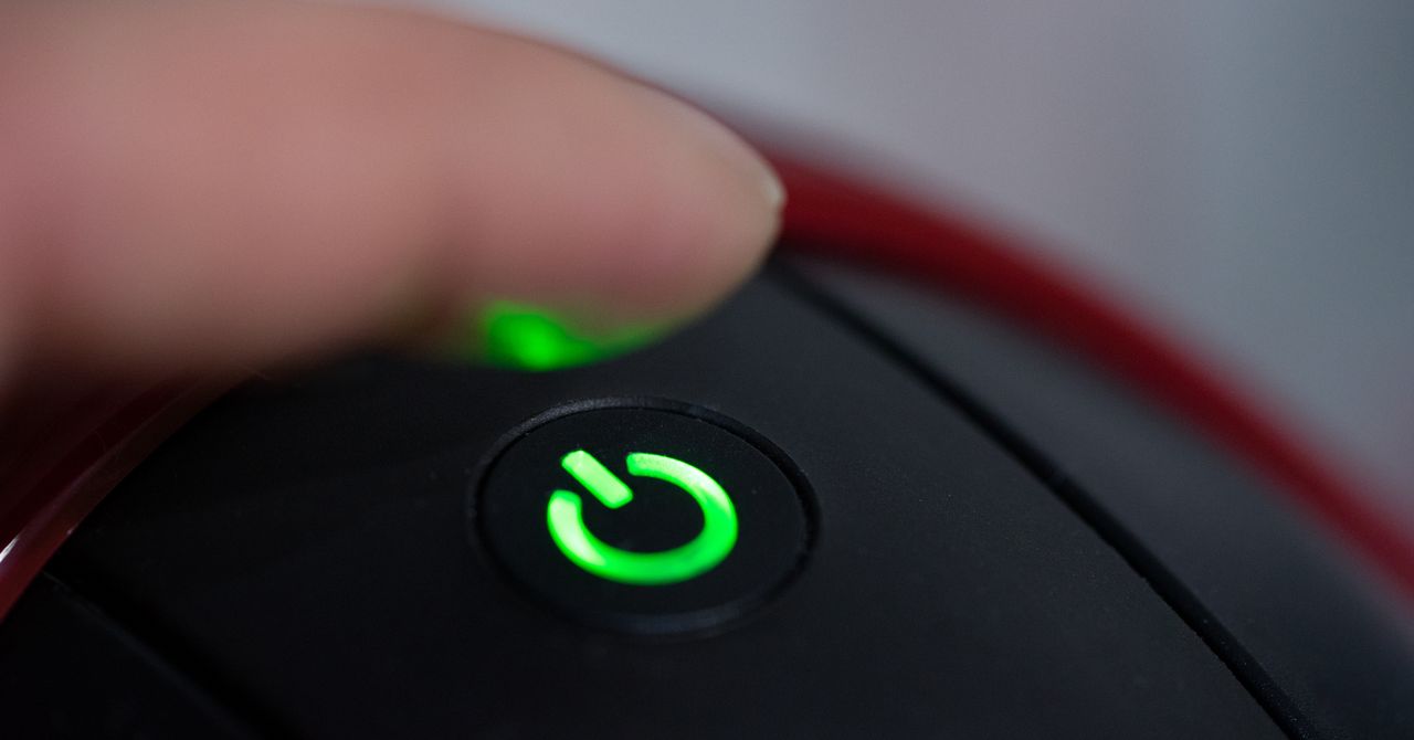 A Critical Deadline Is Approaching for Windows and Linux Security | WIRED