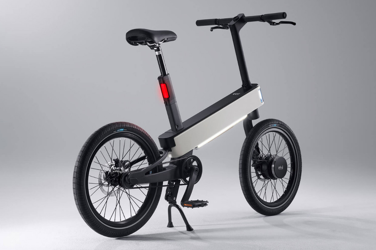 Smart Features and Connectivity - visual representation