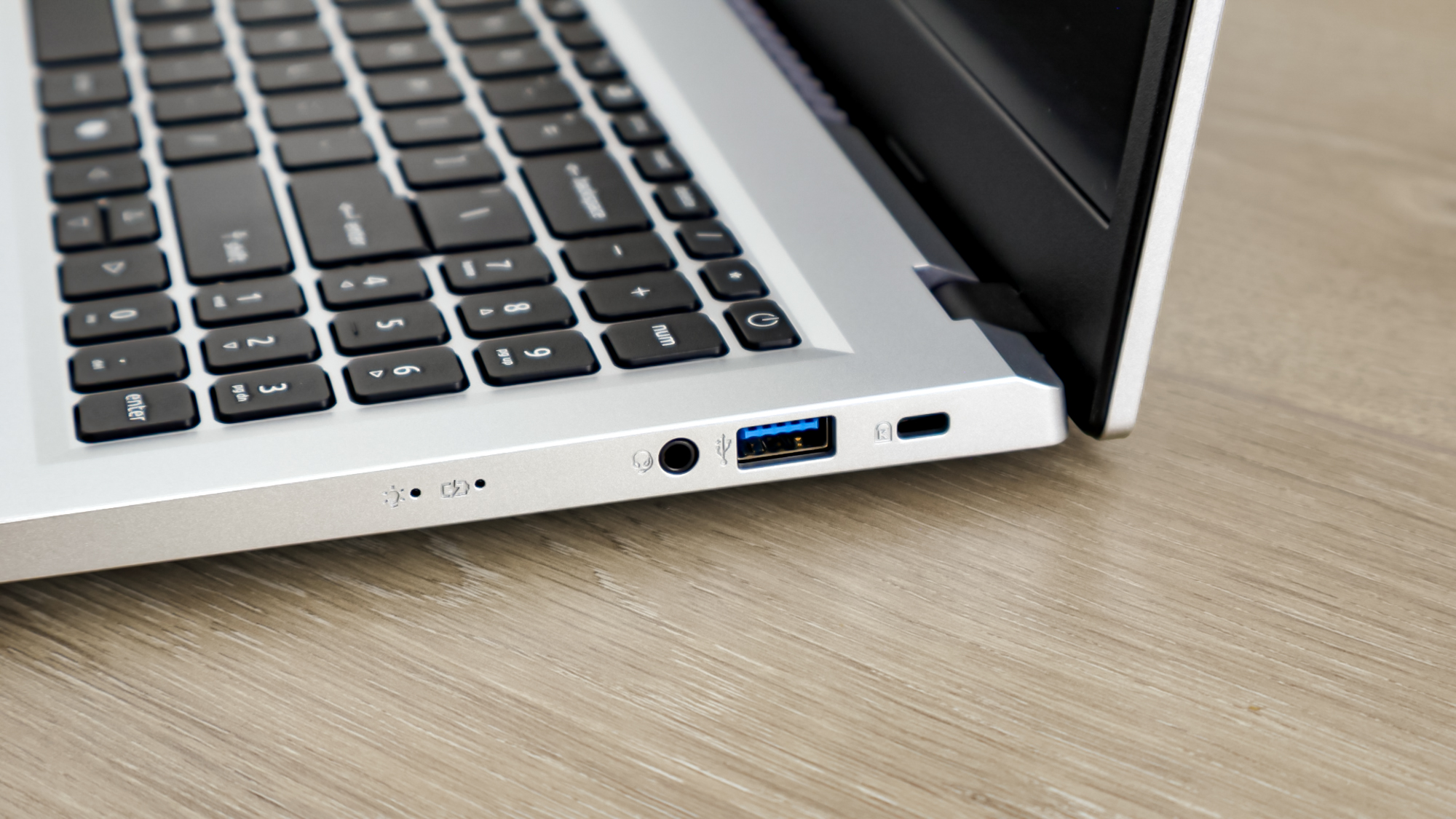 Connectivity and Ports - contextual illustration