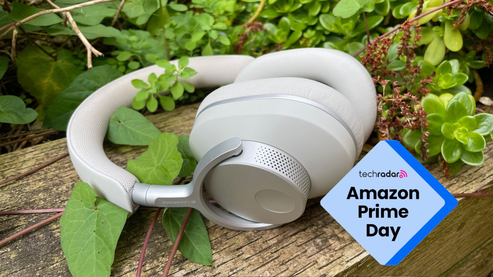 'Actually, no I can't hear you Clem Fandango’: these excellent ANC headphones are hugely discounted and yes, you get the voice of Matt Berry | TechRadar