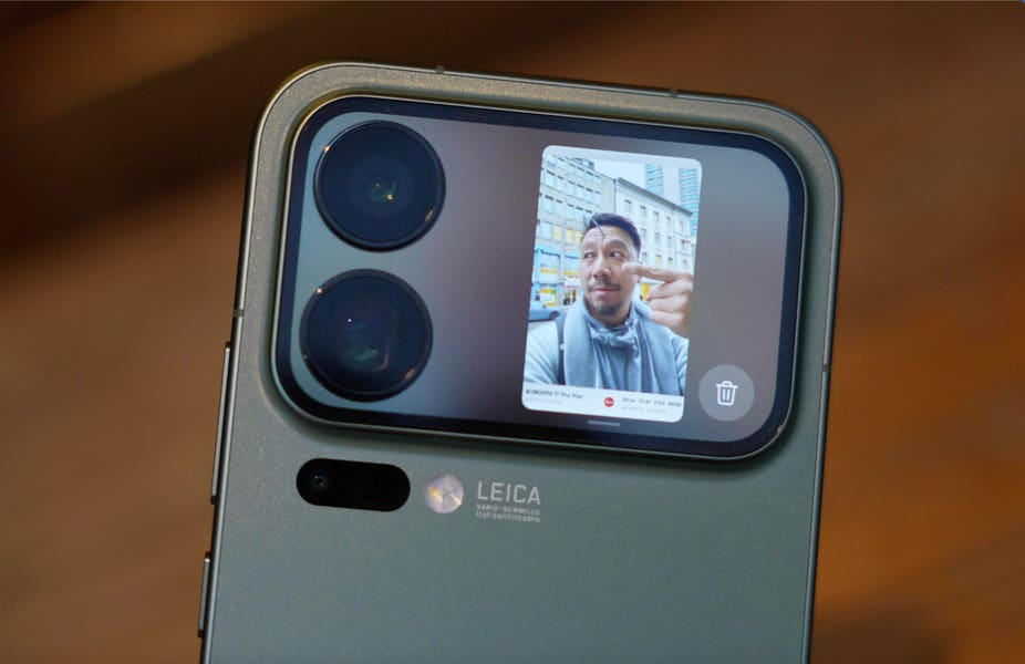 Leica's Commitment to Traditional Photography - visual representation