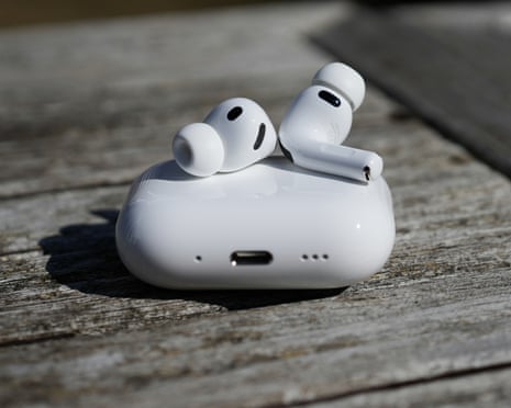 AirPods 4 with ANC: The Budget Alternative - visual representation