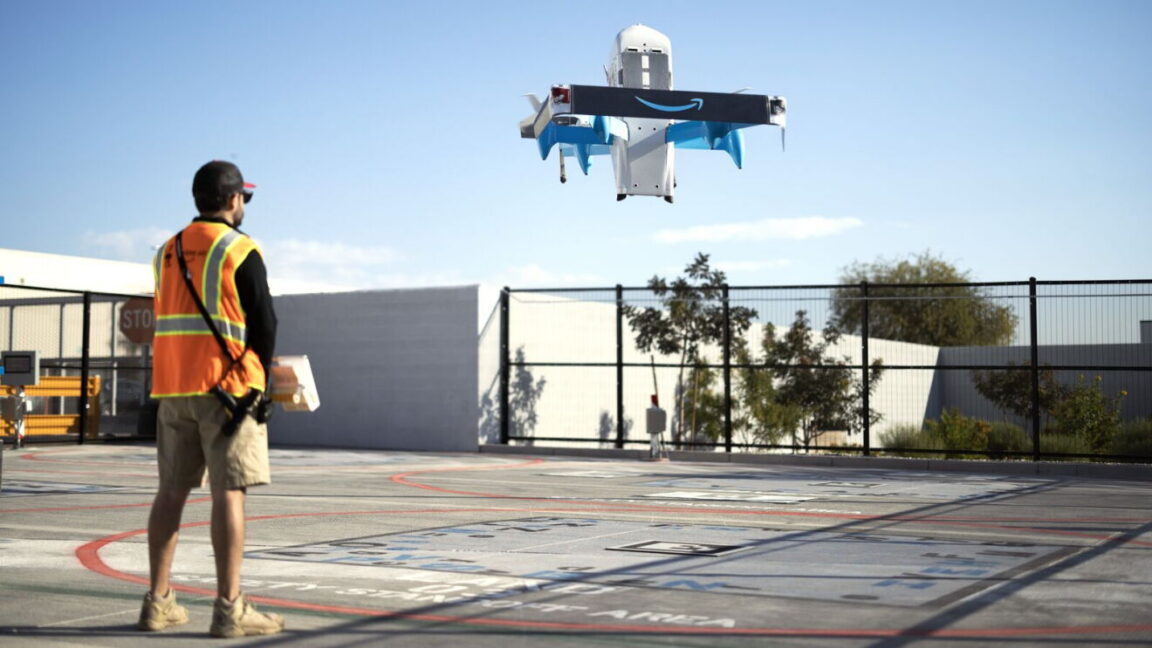 Amazon aims for delivery drones to reach 500 US neighborhoods by end of 2026 - Ars Technica
