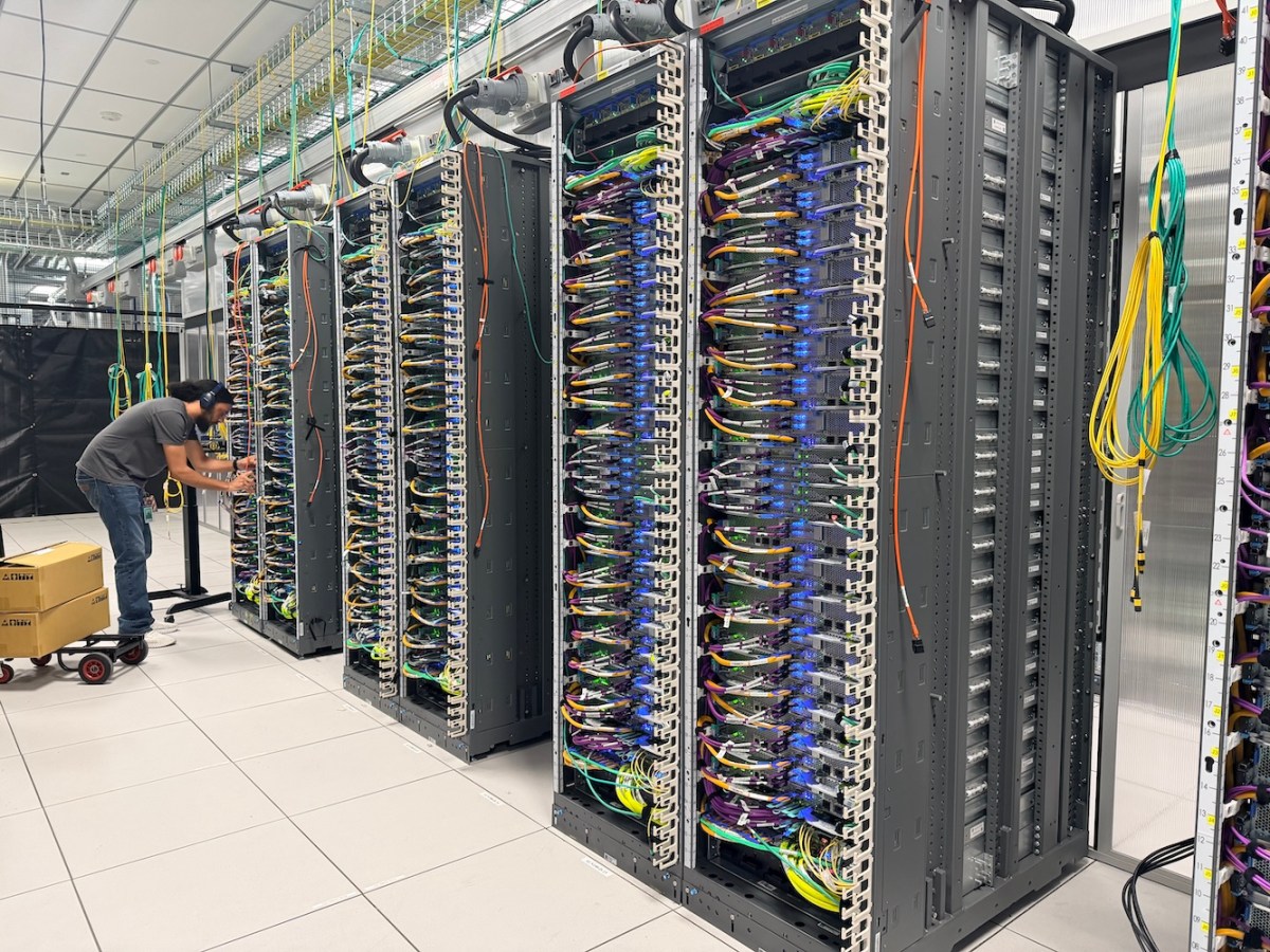 An exclusive tour of Amazon's Trainium lab, the chip that's won over Anthropic, OpenAI, even Apple | TechCrunch
