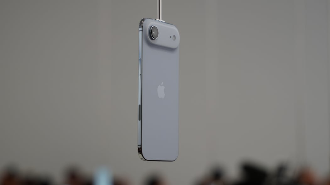 Third-Party MagSafe Alternatives - visual representation