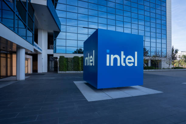 The Role of Intel in Apple's Processor Strategy - contextual illustration