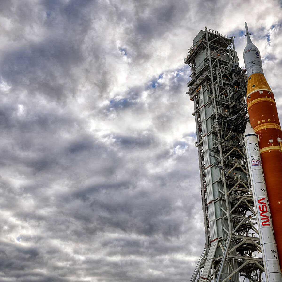 The Path to Astronaut Certification: Why Unmanned Testing Comes First - visual representation