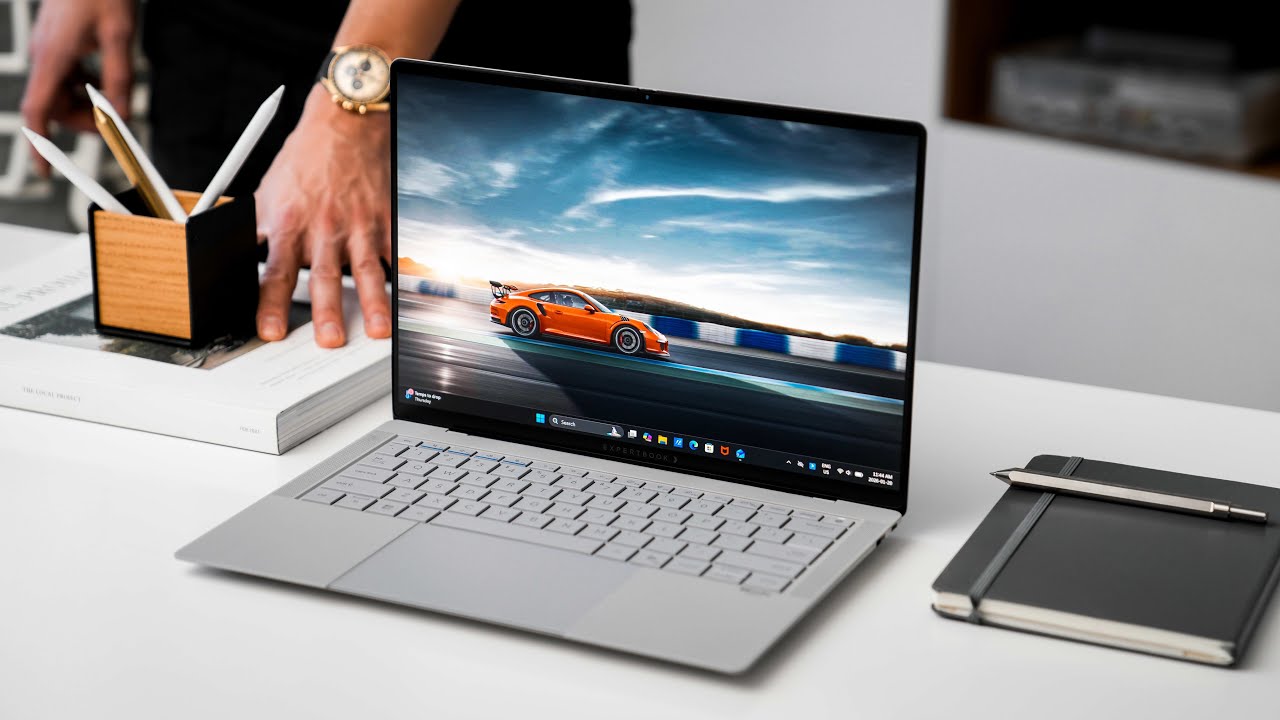 Comparison to Competitors: Where the Expert Book Ultra Actually Stands - visual representation