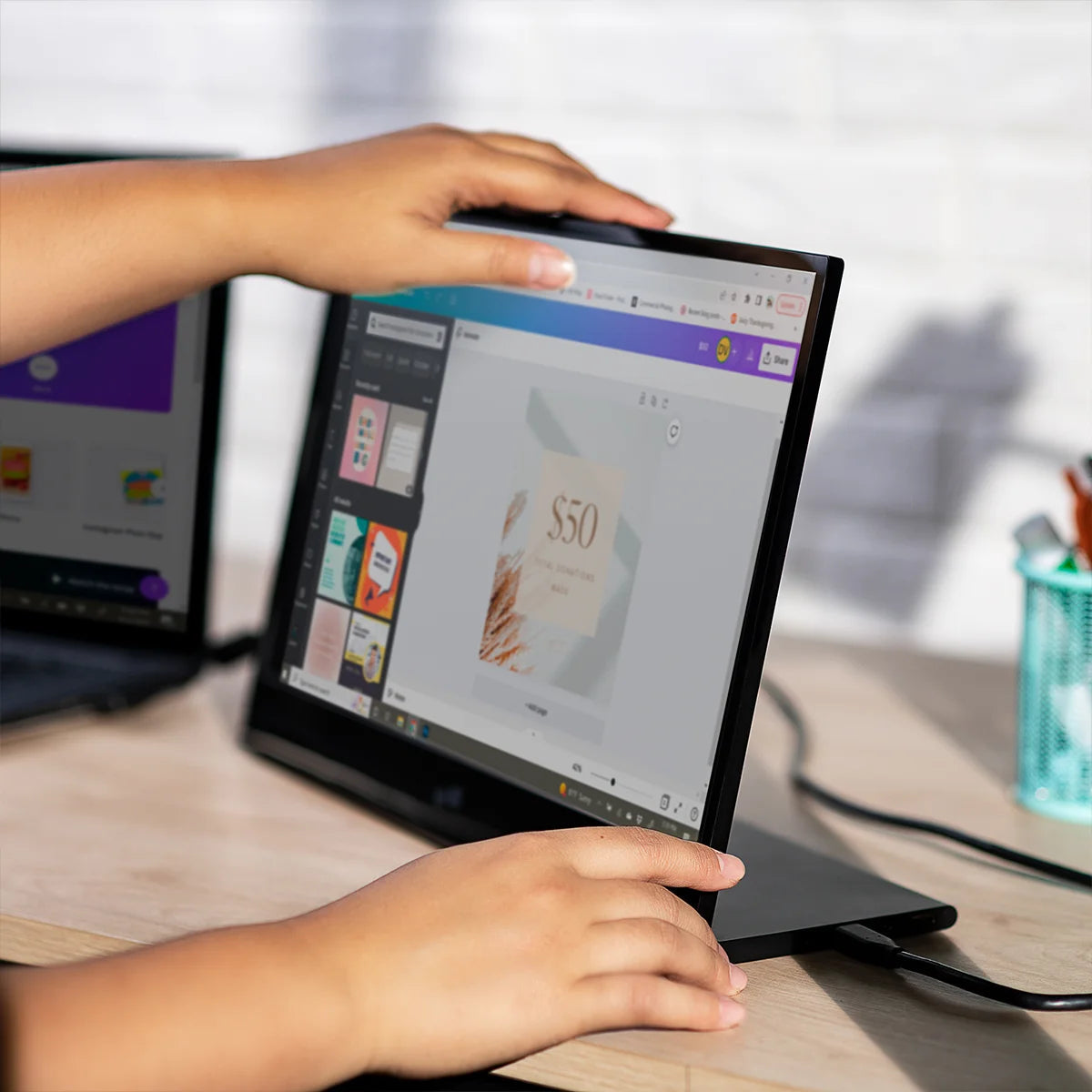 Setting Up Your Portable Monitor for Long-Term Use - visual representation