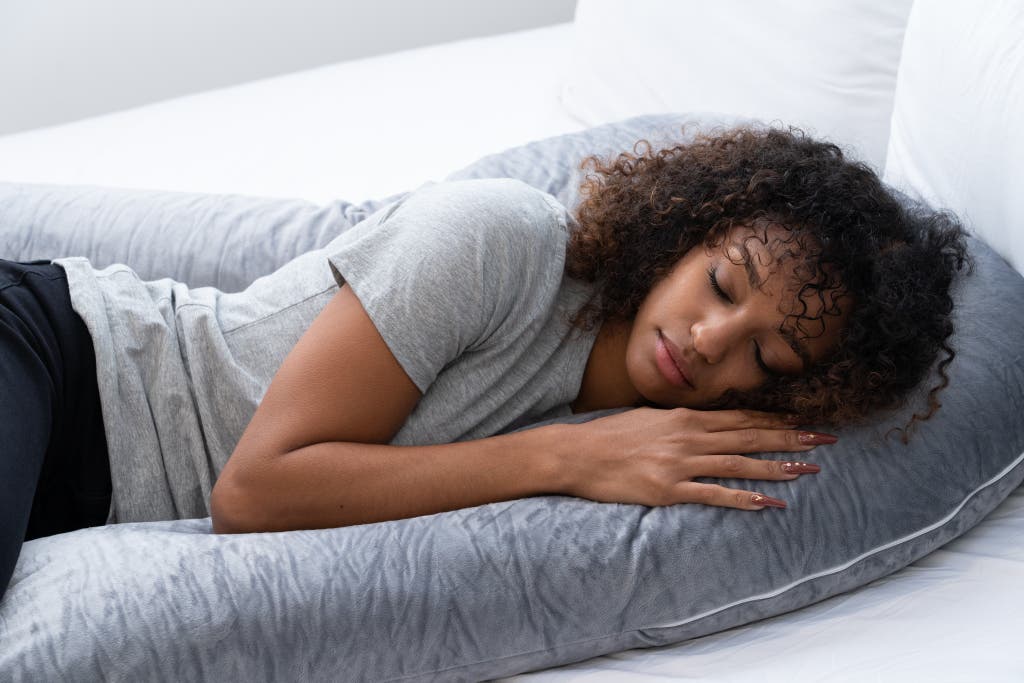 The Science Behind Body Pillow Benefits - visual representation