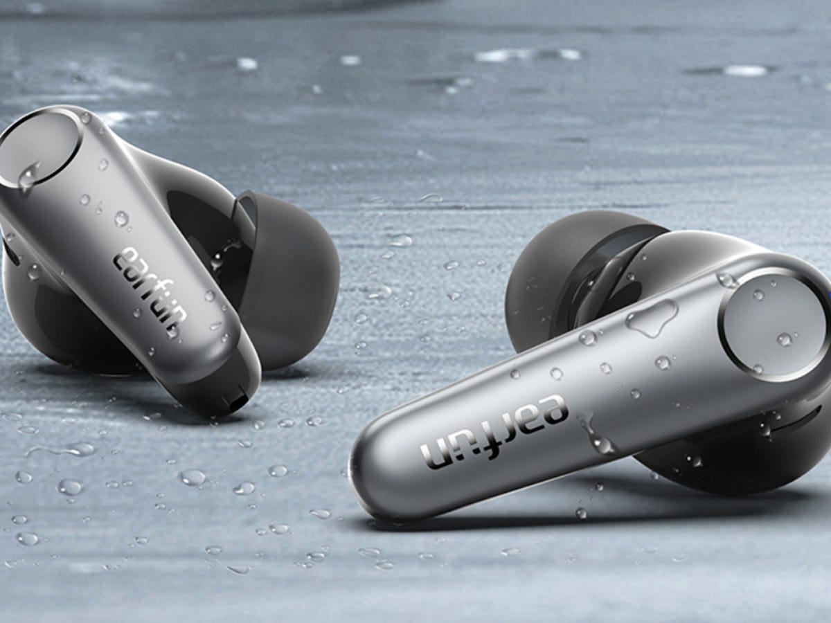 The Presidents' Day Sales Landscape for Earbuds in 2025 - visual representation