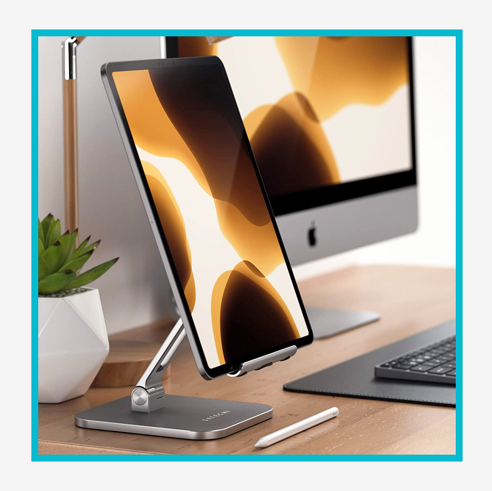 Desk Organization: Integrating Your iPad Ecosystem - visual representation