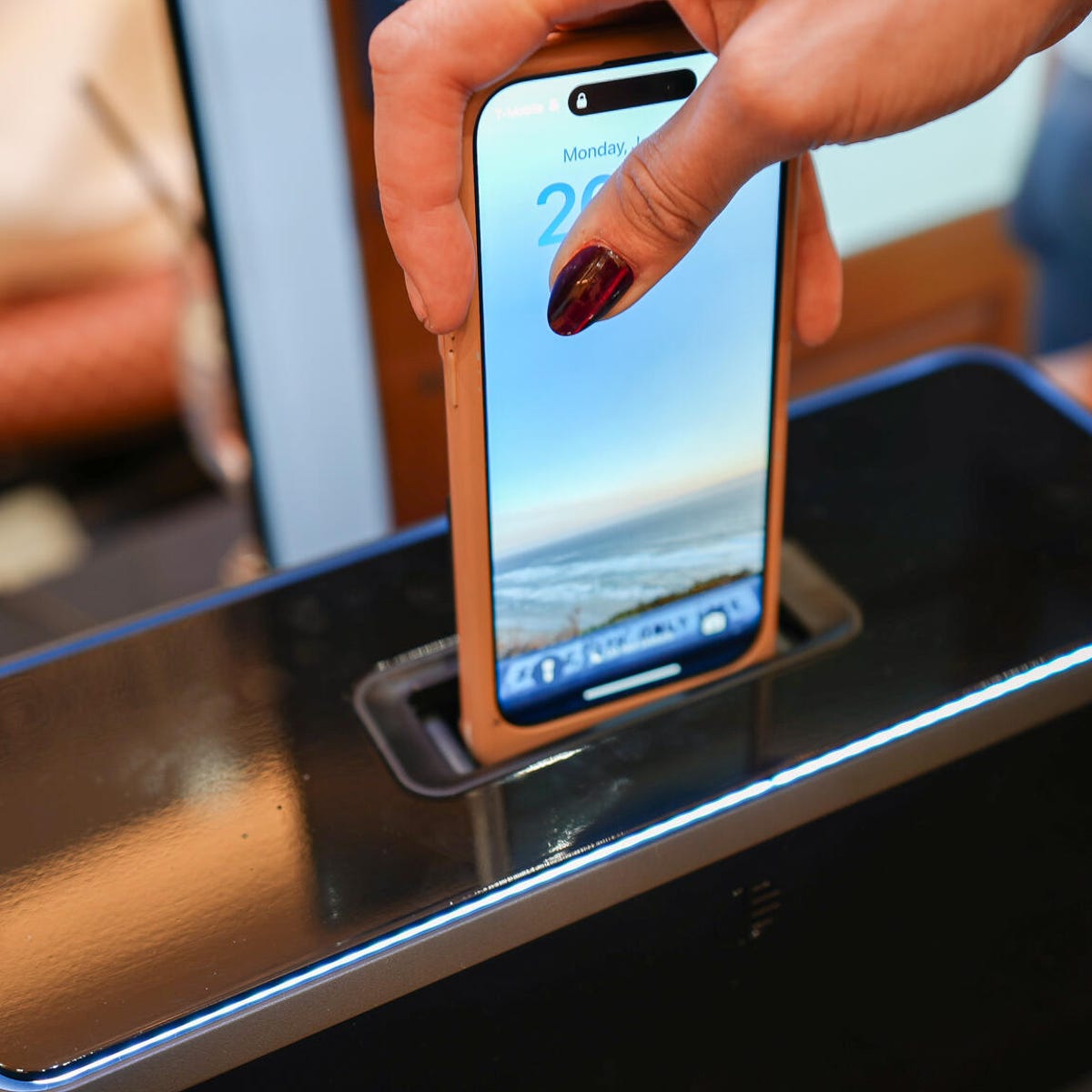 Modular Phone Stands: Building Your Perfect Setup - visual representation