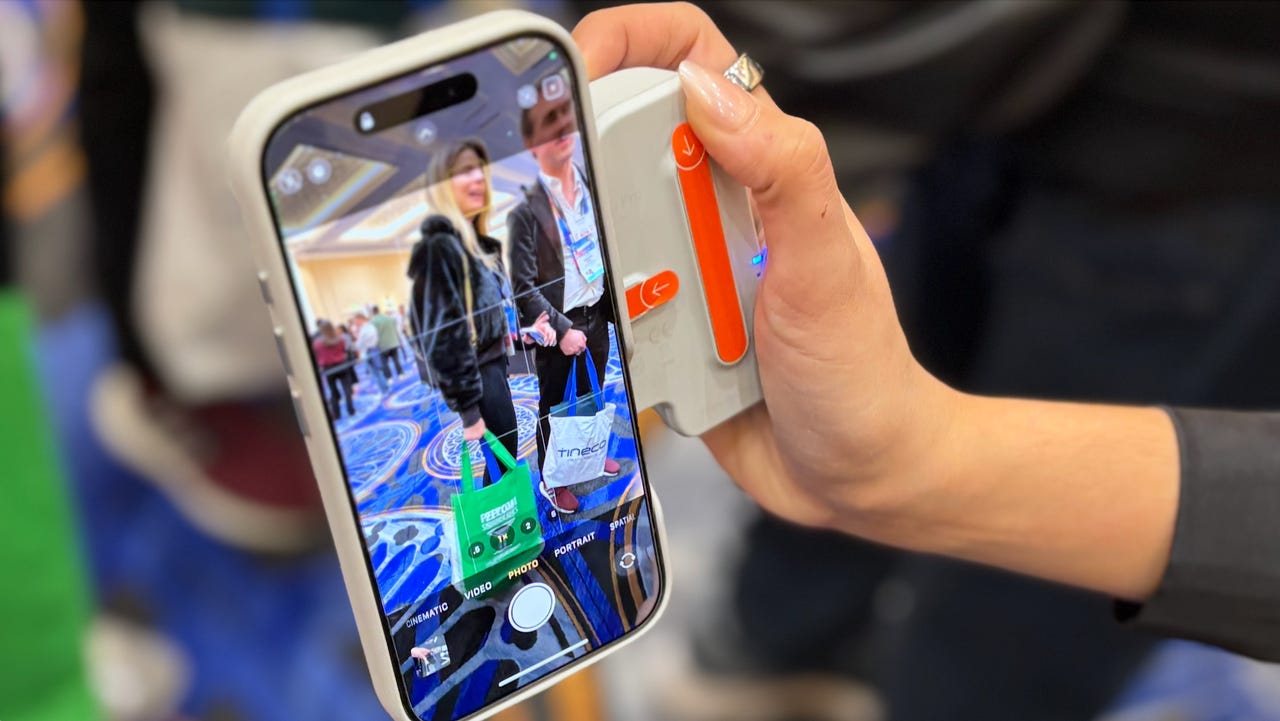 Camera Enhancement Accessories: Making Phone Photography Competitive - visual representation