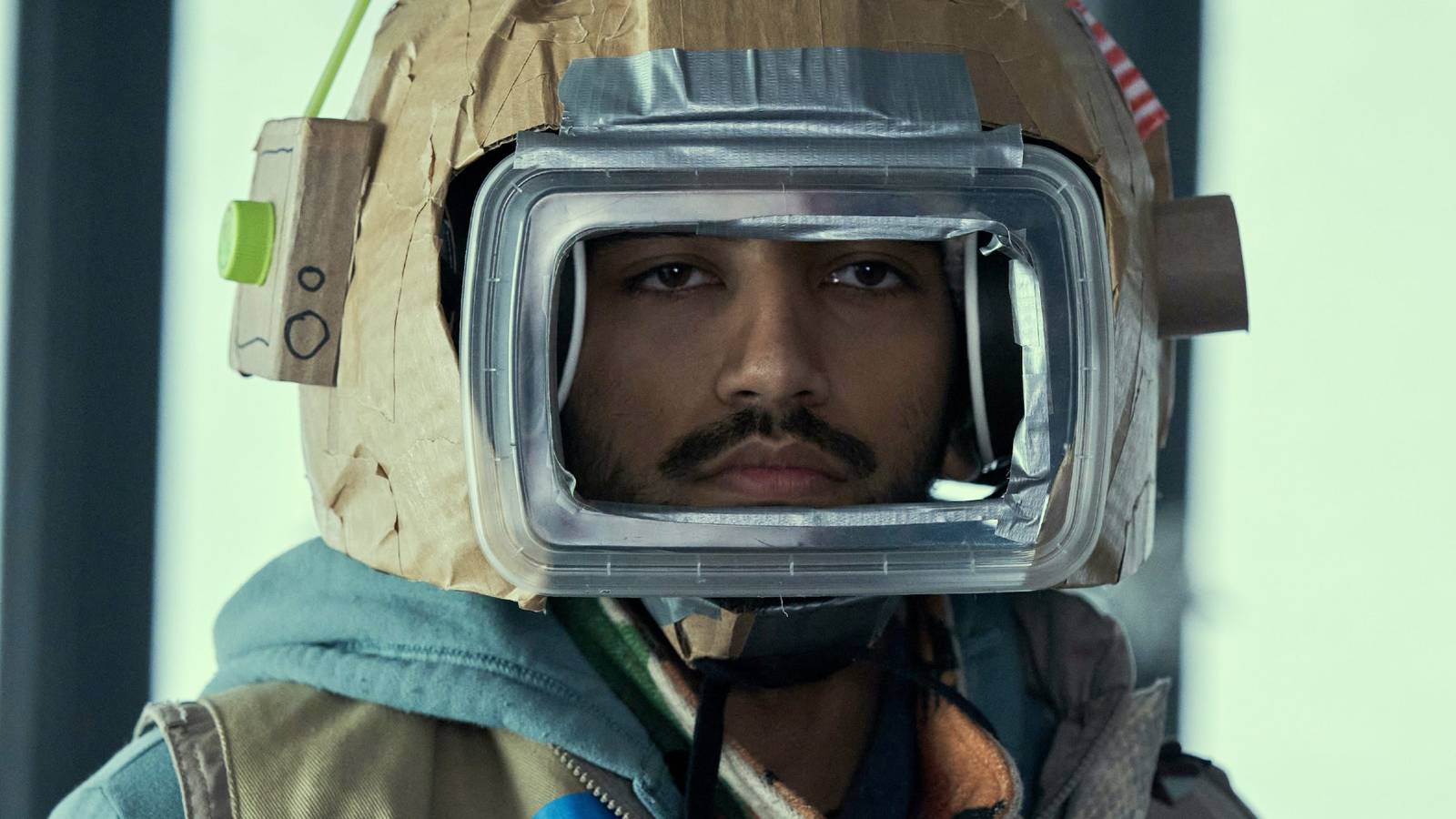 How the Show Handles the Post-Apocalyptic World - visual representation