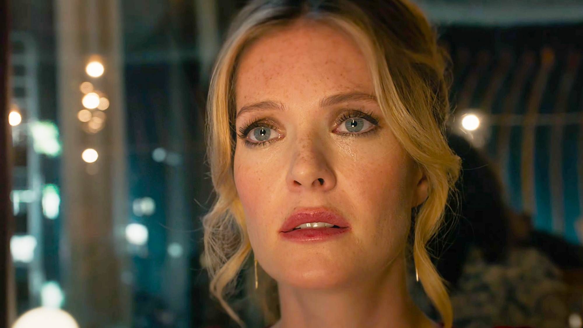 How to Evaluate Thrillers Beyond Just Rotten Tomatoes Scores - visual representation