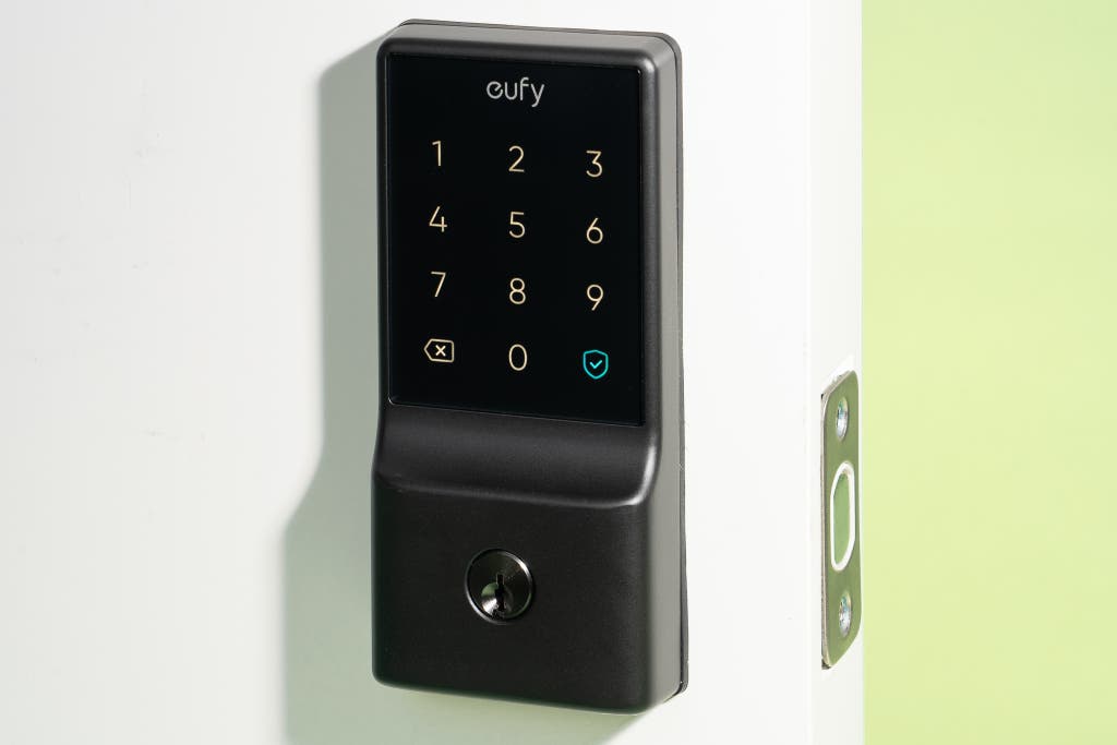 Installing Smart Locks: What You Actually Need - visual representation