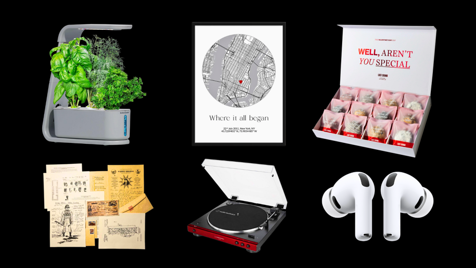 Comfort and Luxury: Quince Mongolian Cashmere Crewneck Sweater - visual representation