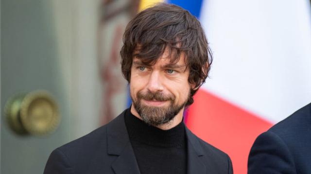 The Role of Alternative Platforms in Organizational Efficiency - visual representation