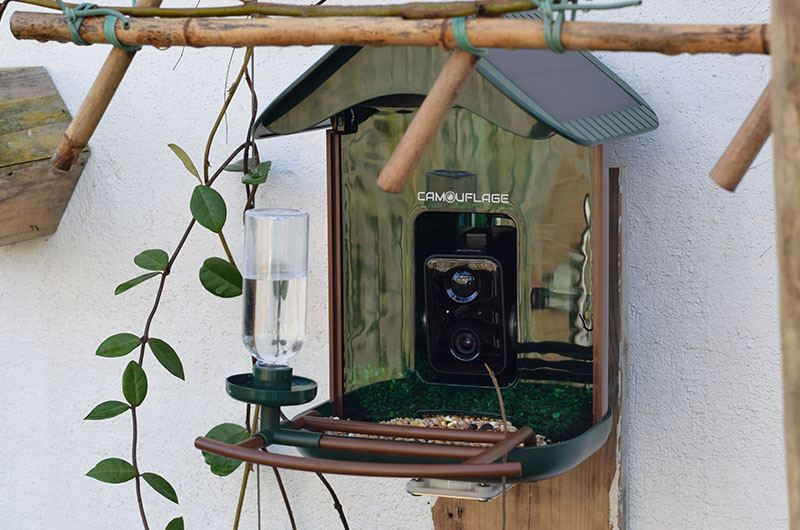 Camera Performance: 4K Video with Surprising Zoom Capability - visual representation