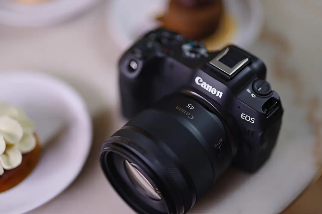 Video Performance and Hybrid Capabilities - visual representation