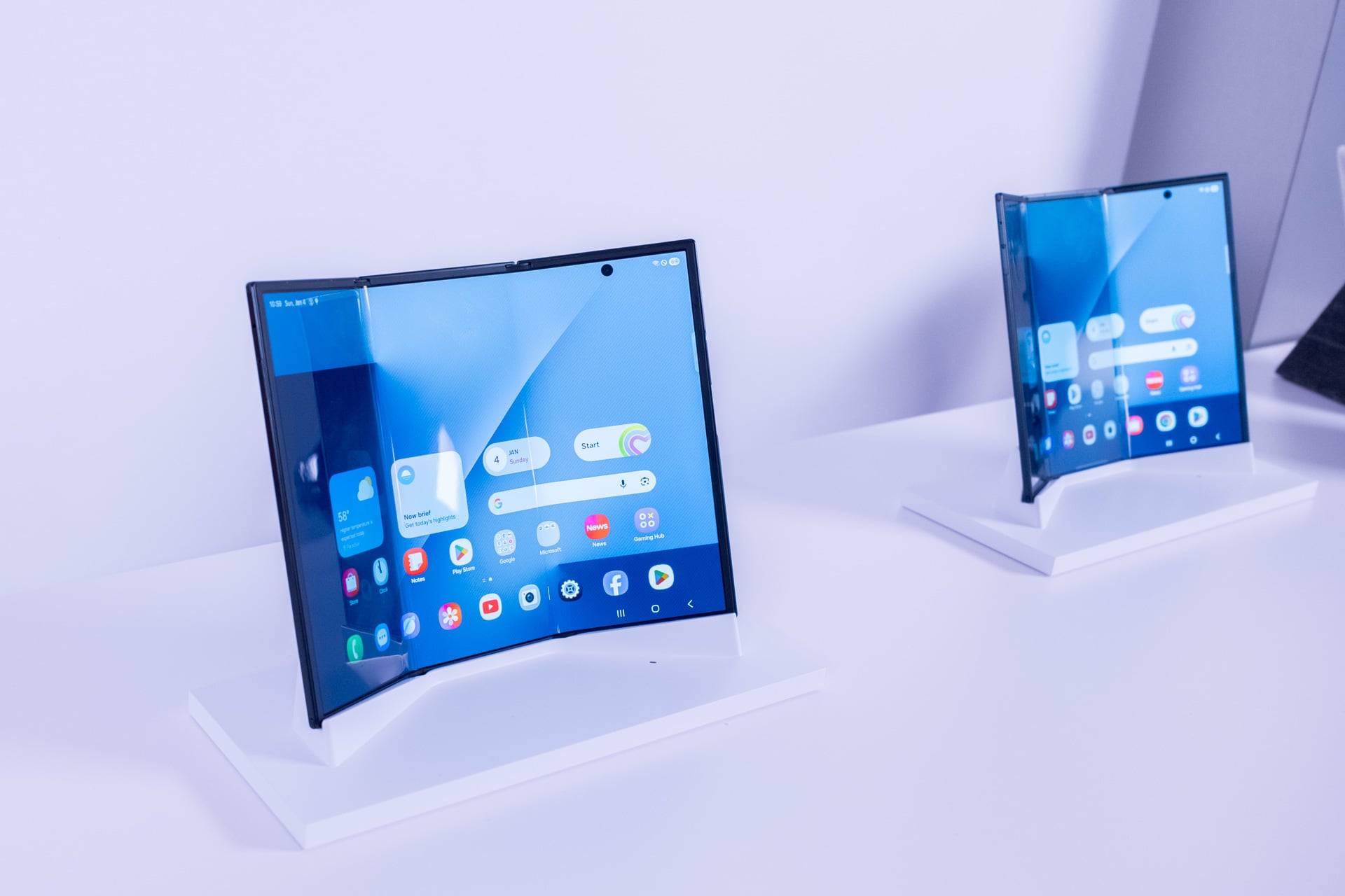 Hands-On Impressions: What It's Like to Use These Devices - visual representation