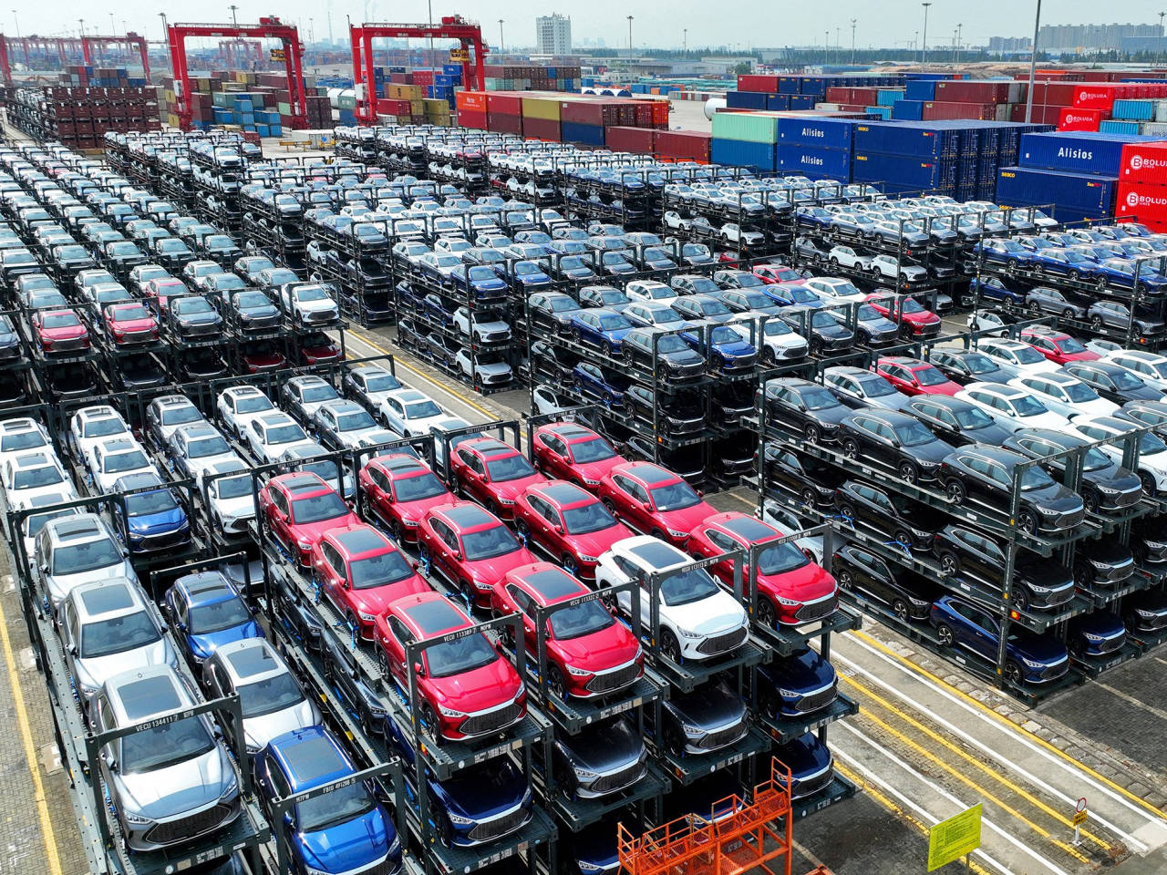 Conclusion: Navigating the Chinese EV Inflection Point - visual representation