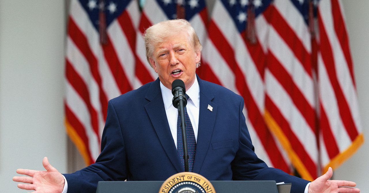 Conspiracy Theorists Think Trump’s Speech Paves the Path to the Insurrection Act | WIRED