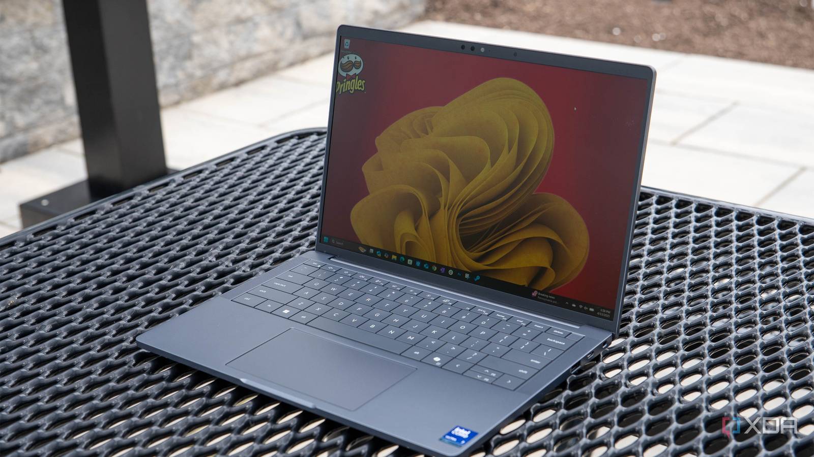 User Experience: A Priority - contextual illustration