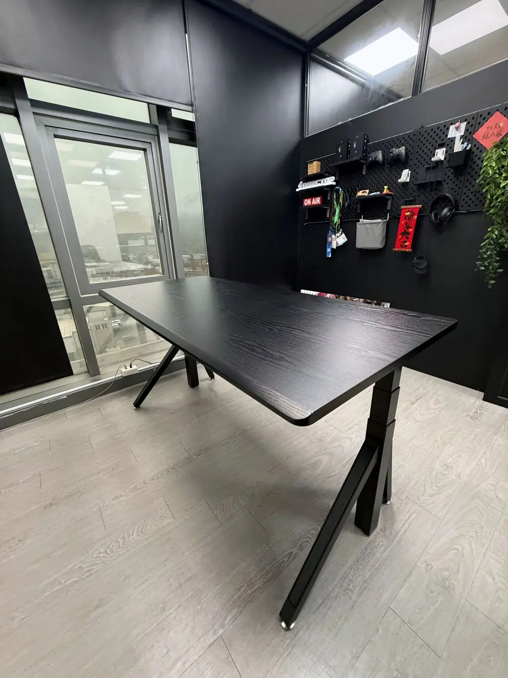 Who Should Buy This Desk? - visual representation