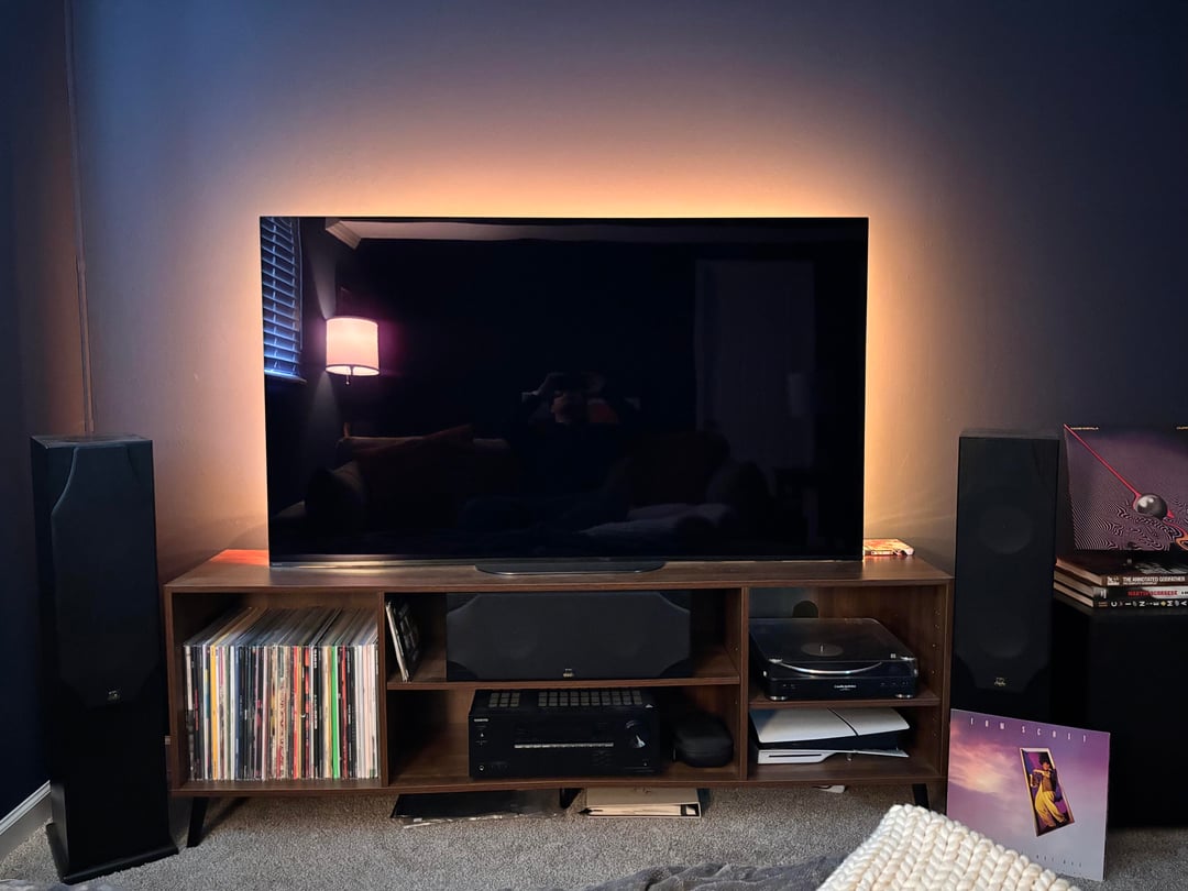 Maximizing the Experience: Home Theater Setup - contextual illustration