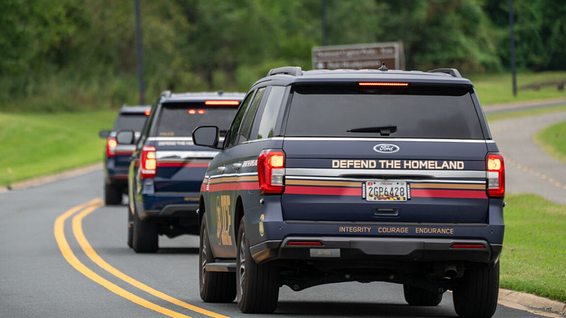 DOJ sues states that rejected ICE requests for undercover license plates - Ars Technica