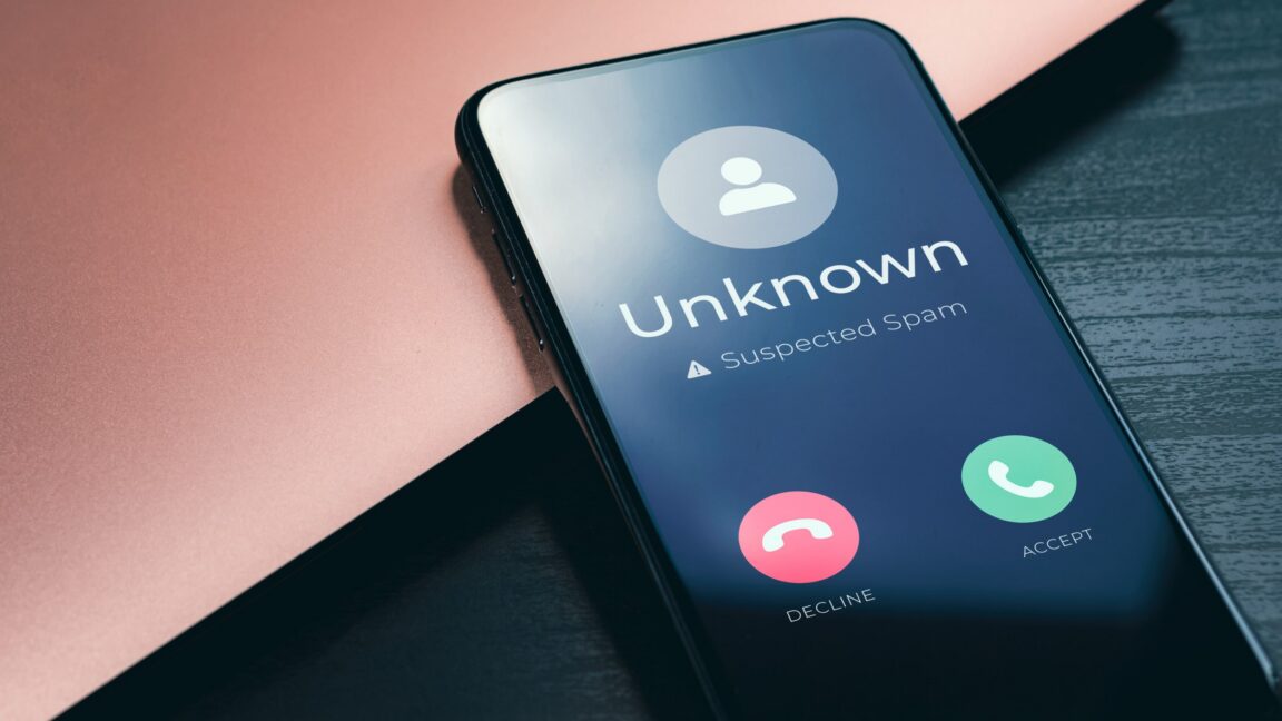 FCC plans robocall scorecard to grade phone companies on spam call blocking - Ars Technica