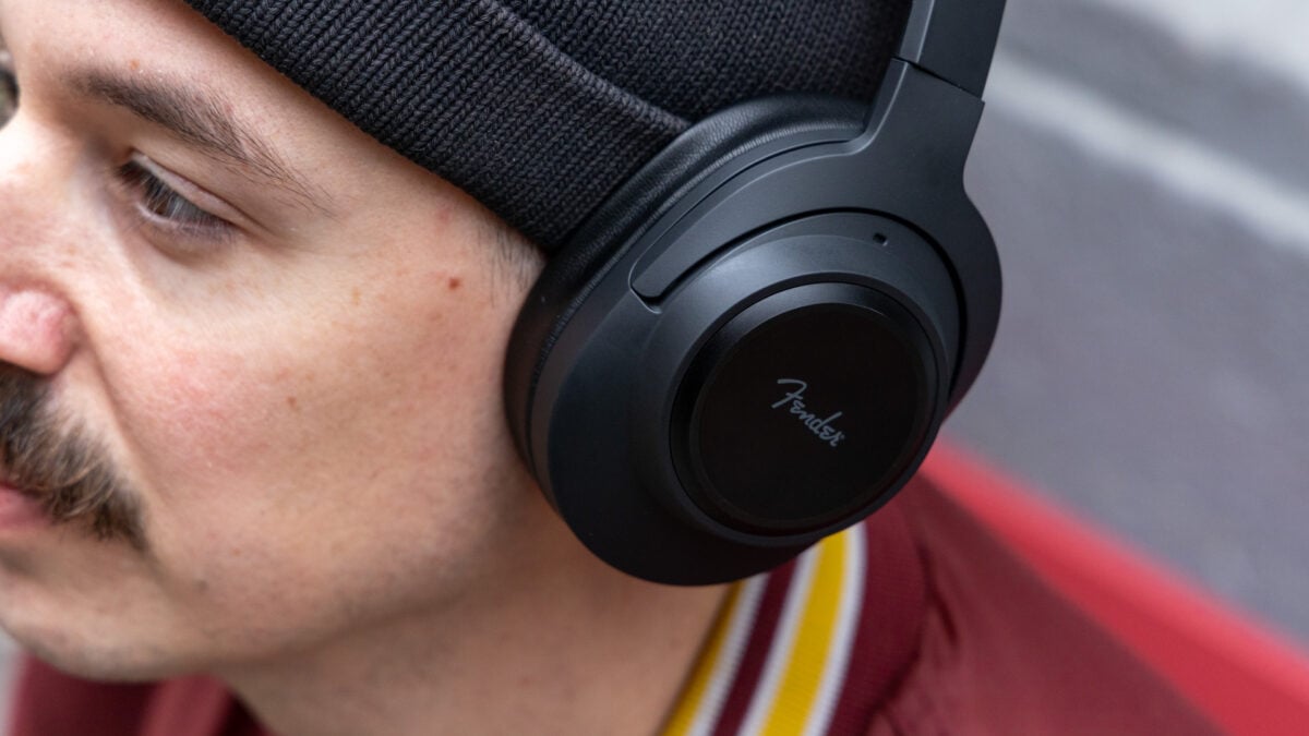 A New Player in the Headphone Market - visual representation