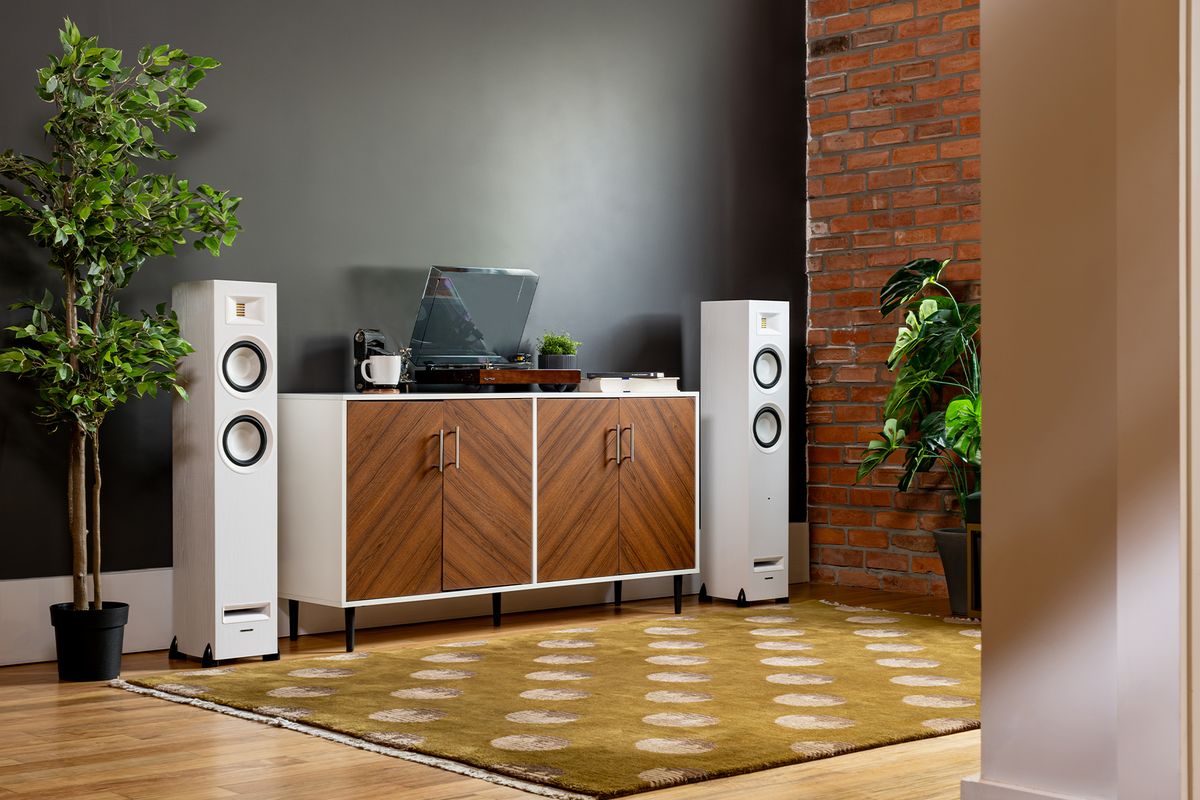 Comparing Audio Characteristics: Ri 91 Versus Direct Alternatives - visual representation