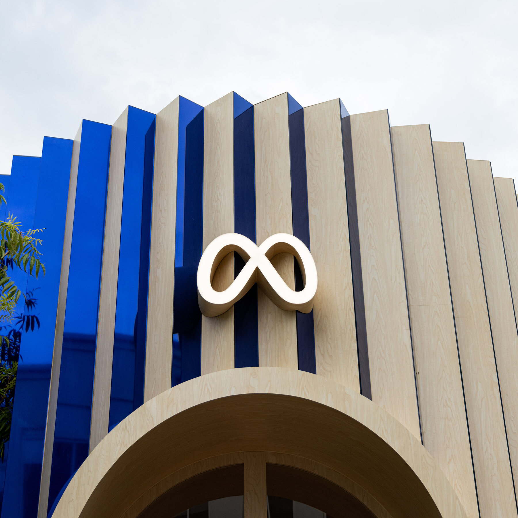 The Economic Theory Behind Antitrust Claims Against Meta - visual representation