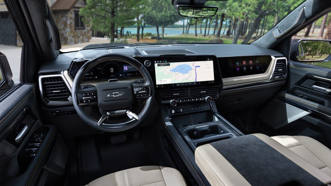 GM gives its most important trucks a new UI—and includes CarPlay - Ars Technica