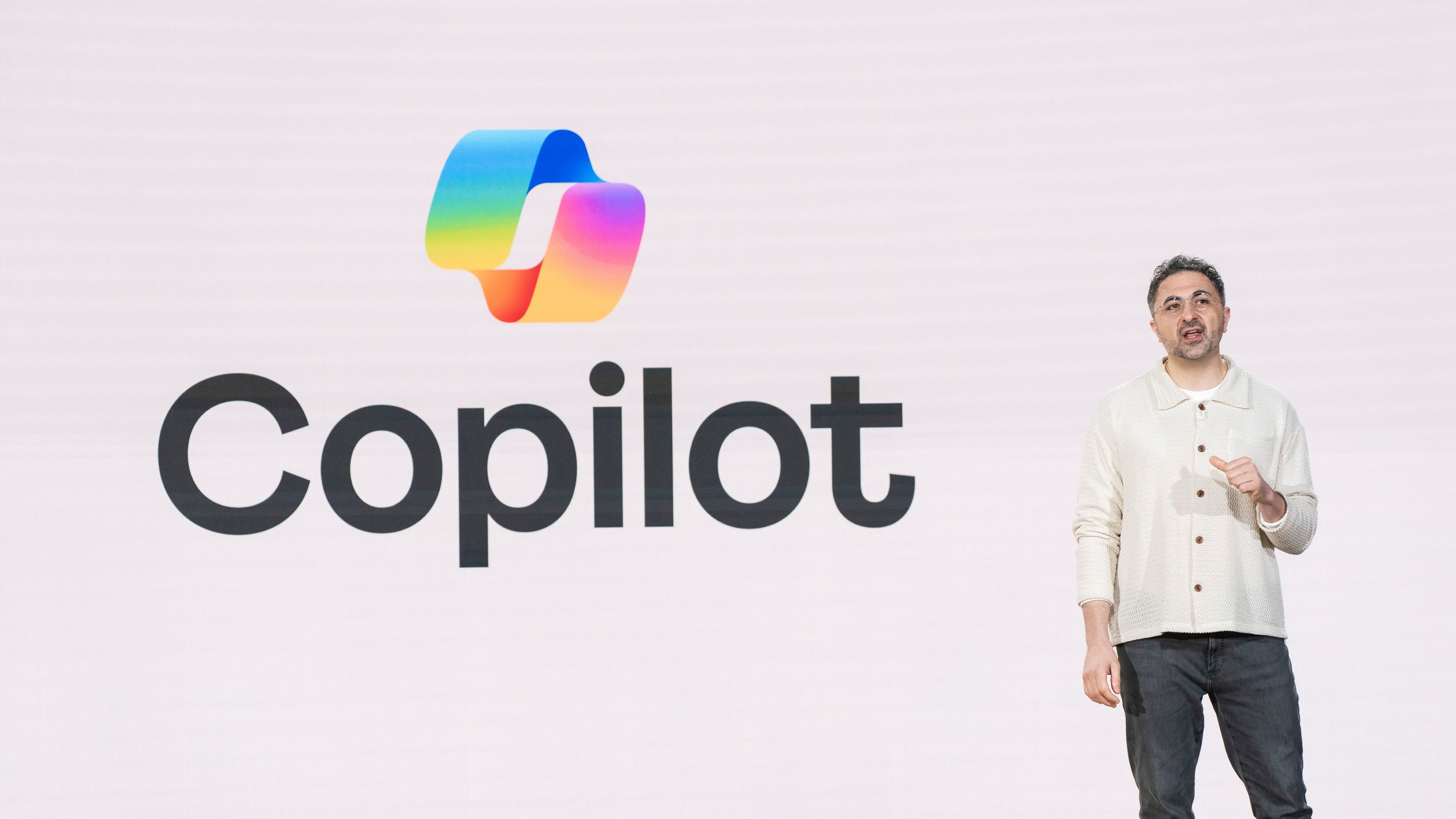 GOG's Competitive Advantage in the Linux Transition - visual representation