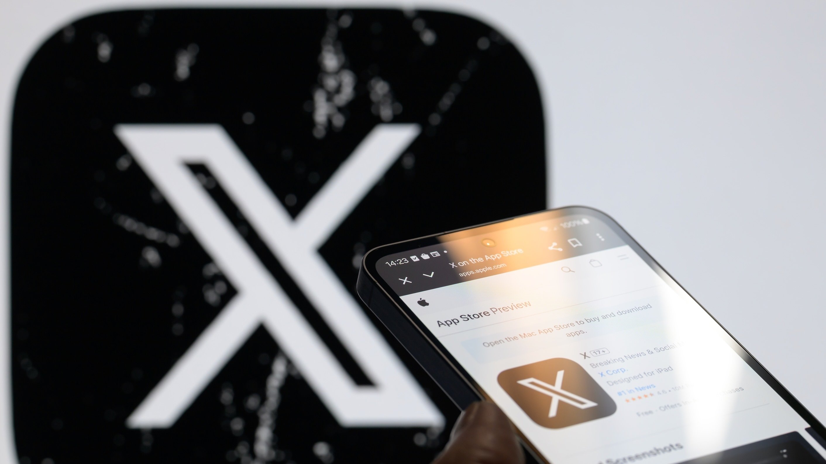 The Double Standard: When Enforcement Depends on Who You Are - visual representation