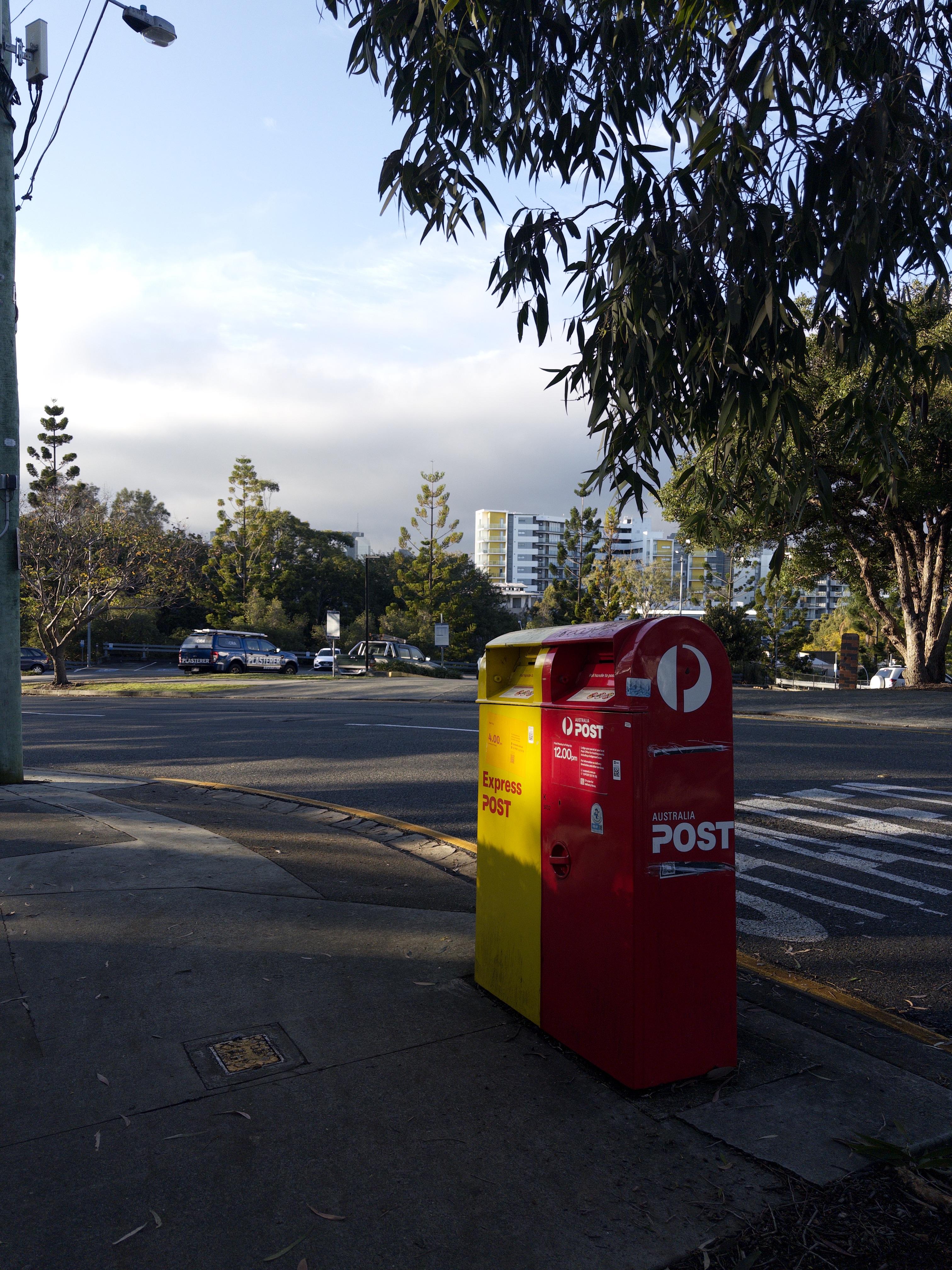 Halation Effects and Film Authenticity - visual representation