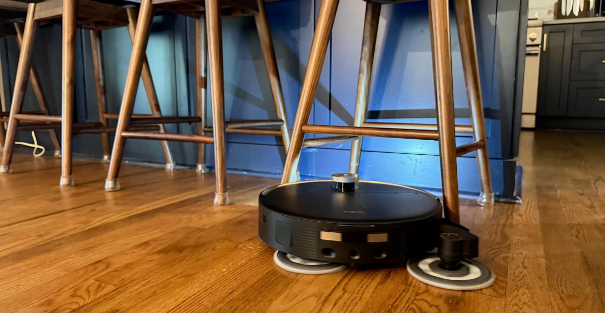 Hands-on with the Mova V70, a robot vacuum with a mopping arm | The Verge