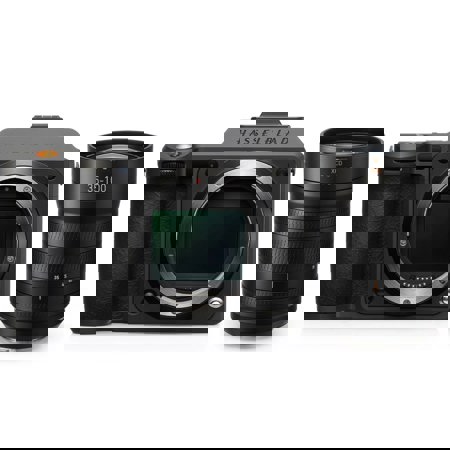 Comparison: How the X2D II Stacks Against Alternatives - visual representation