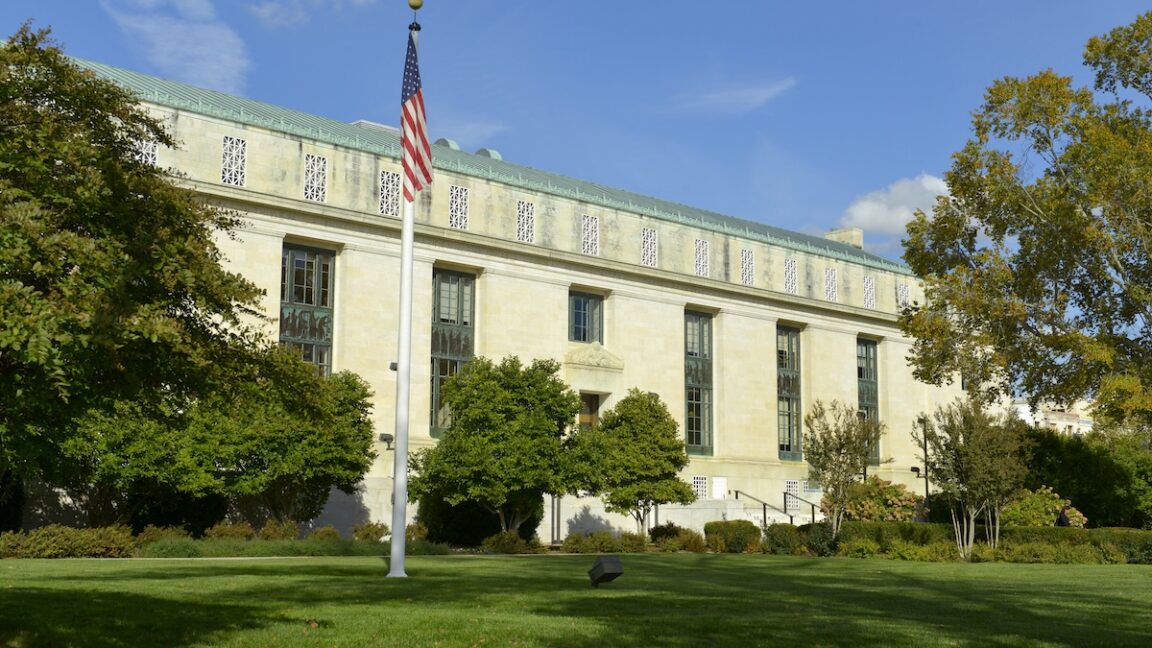 Have politics finally come for the National Academies of Science? - Ars Technica