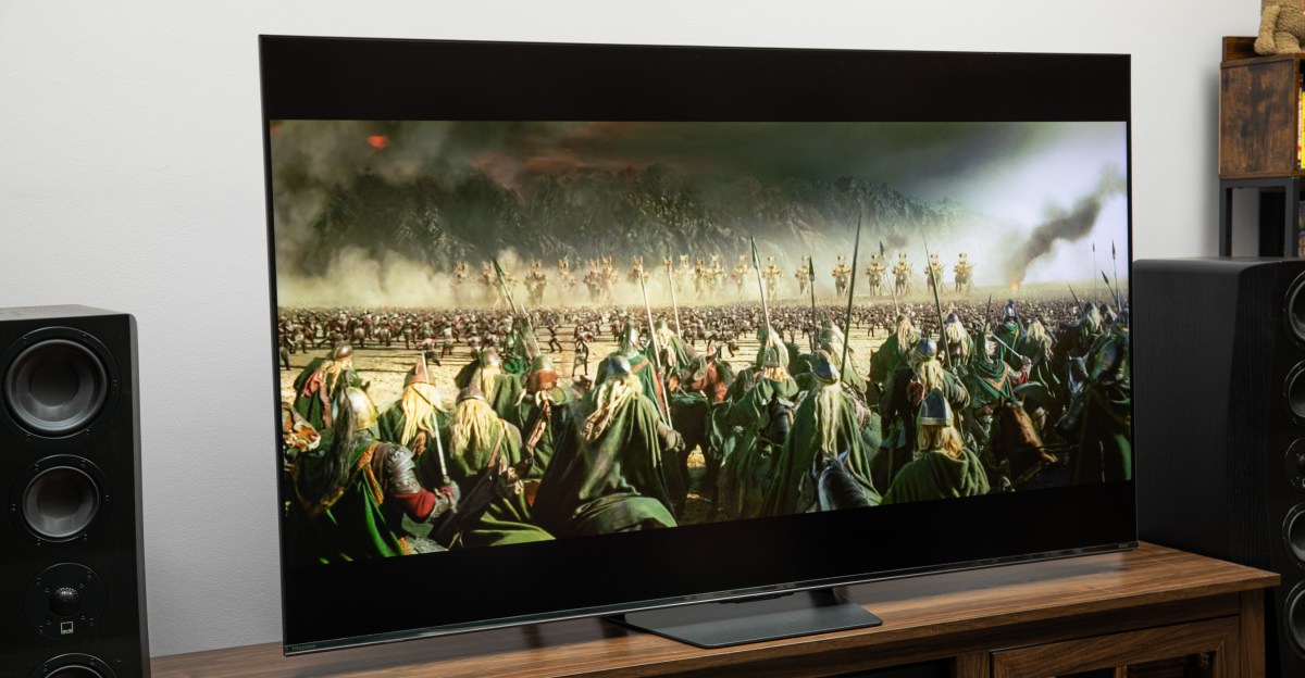 Hisense U7SG TV review: a great midrange TV once the price comes down | The Verge