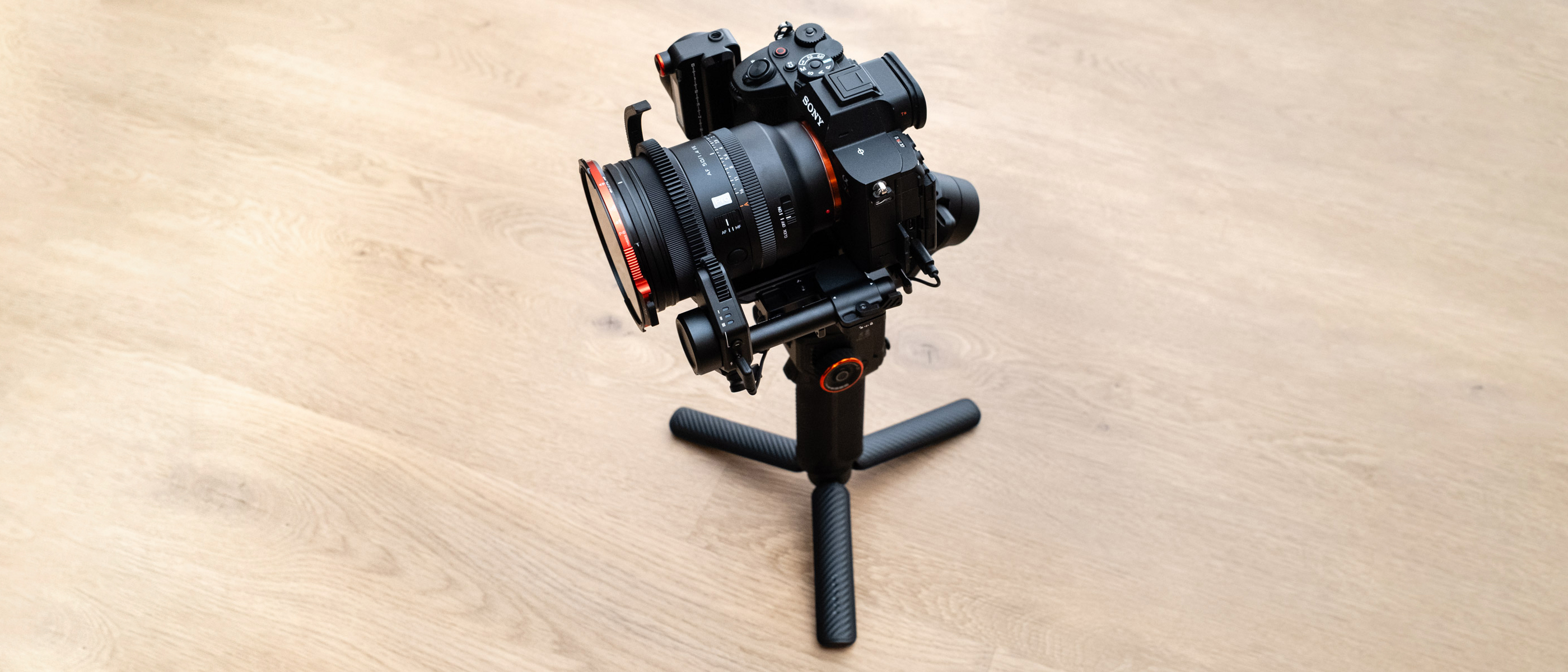 Who Should Buy the Hohem i Steady MT3 Pro? - visual representation