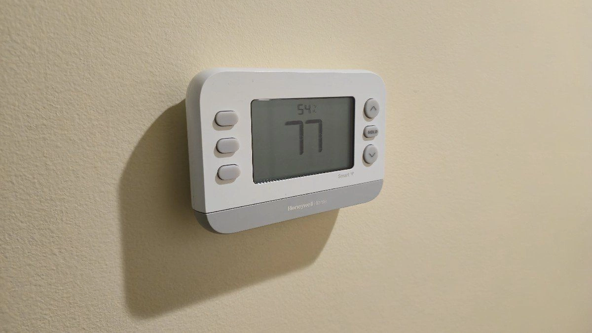 Who Should Buy This Thermostat? - visual representation