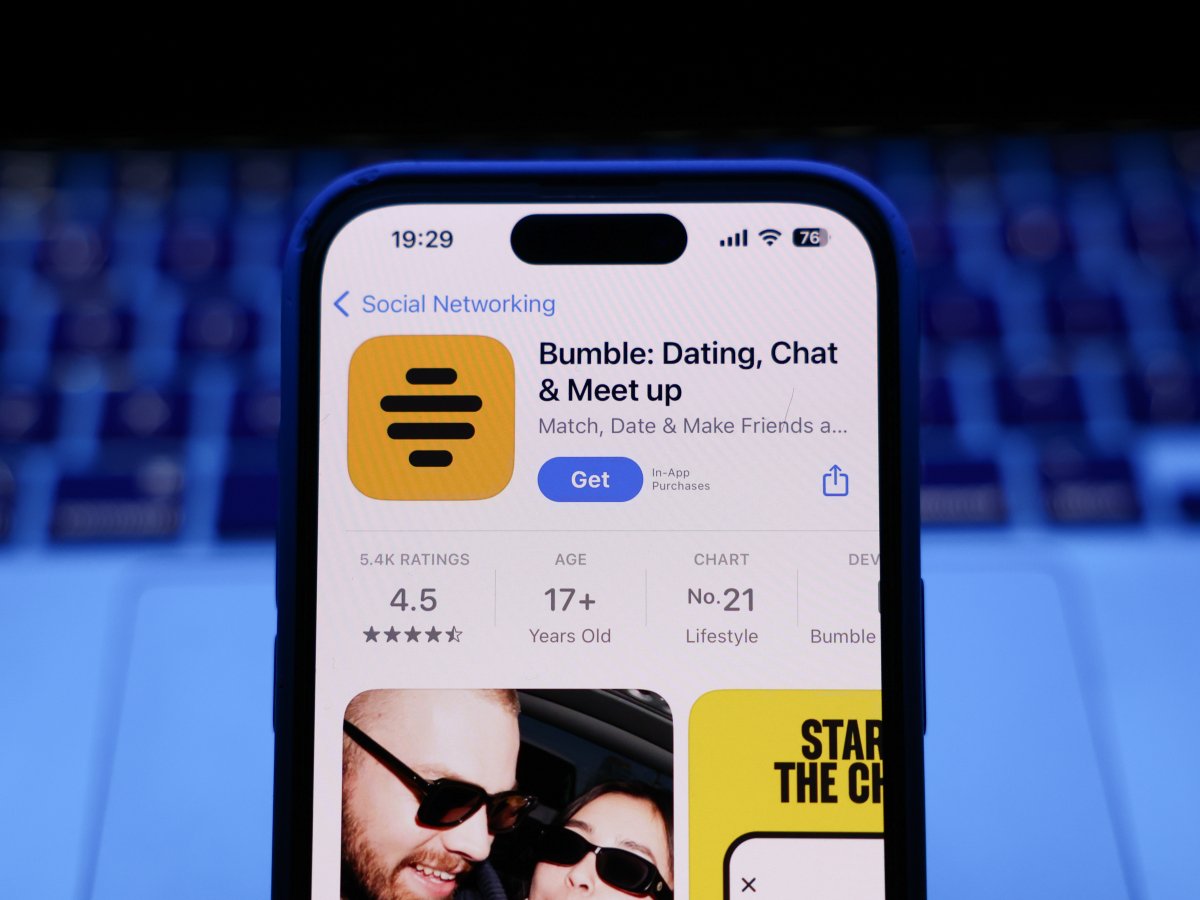 Bumble's AI-Powered Profile Guidance Tools - visual representation
