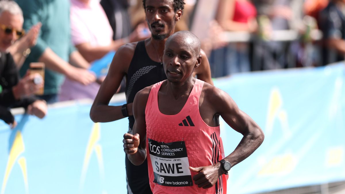 Breaking Records with Garmin - contextual illustration